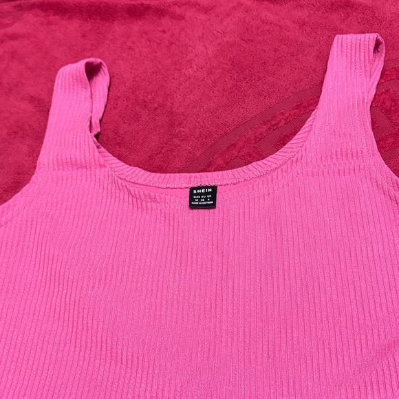 Pink  Ribbed Tank Top - Picture 4 of 4